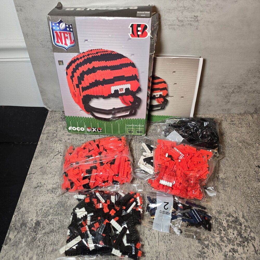Cincinnati Bengals FOCO NFL BRXLZ Team Helmet 3D Construction Block Set Open Box